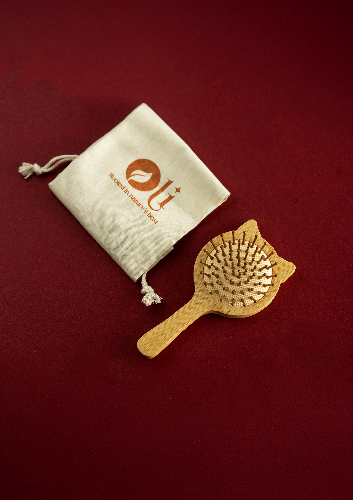 Wooden Round Paddle Hairbrush | Bamboo
